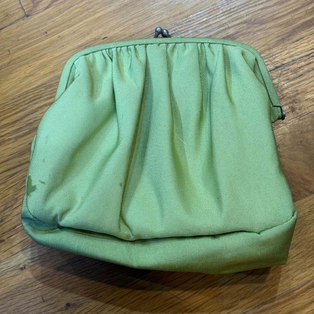 Crabtree & Evelyn London Lime Green Ribbed Satin Kiss Lock Makeup Bag Clutch - Picture 8 of 9